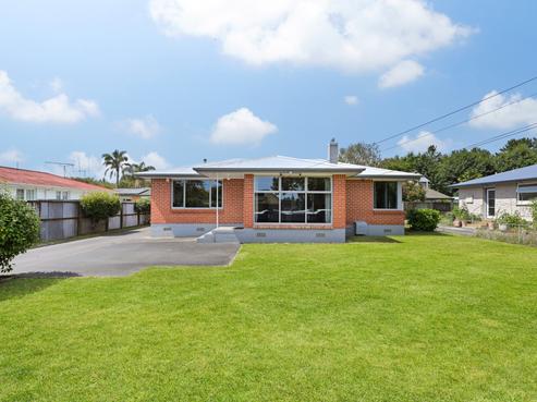130 Masters Avenue, Silverdale