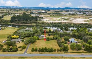 2121E River Road, Horsham Downs