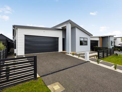 13 Gosset Avenue, Greenhill Park