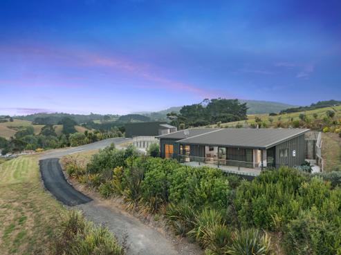24A Bethells Road, Waitakere