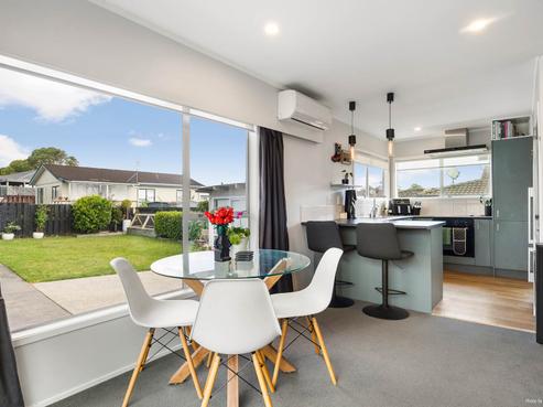 2/360 Bucklands Beach Road, Bucklands Beach