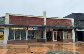 Shop or Office or 'Deep Cafe'