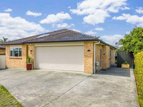 11C Lillian Place, Orewa