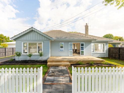 17 Brown Street, Hamilton East
