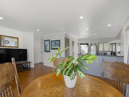 14A Main Road, Raglan