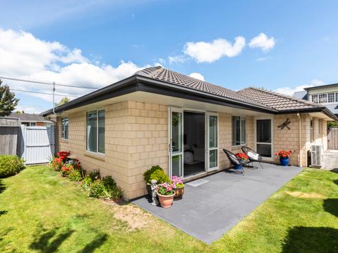 1 Strauss Place, Somerfield