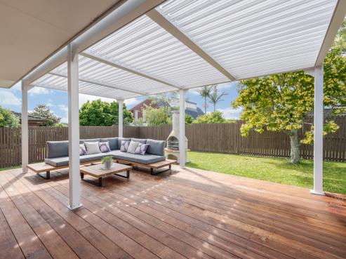8 Ursula Place, Half Moon Bay