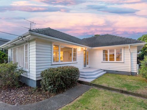 7 Middleton Road, Paraparaumu Beach
