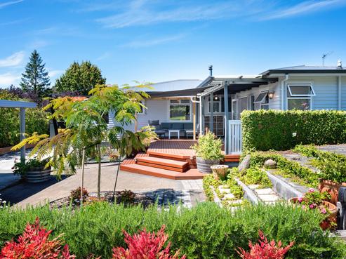 36 Plassey Street, Havelock North
