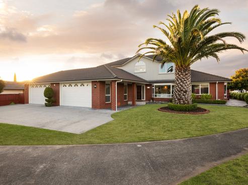 28 The Esplanade, Huntington