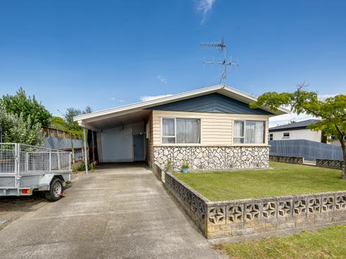 46A Downing Avenue, Pirimai