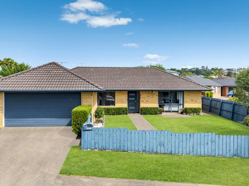 4 Bokeen Lane, Flat Bush