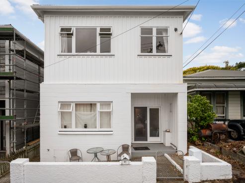 29 Hiropi Street, Newtown
