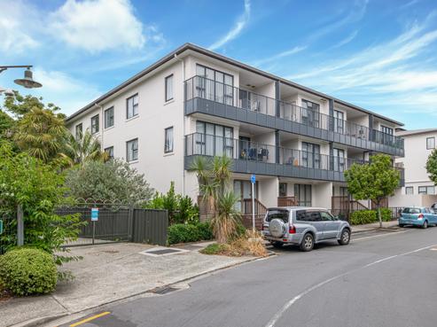 3/1E Wadier Place, Henderson
