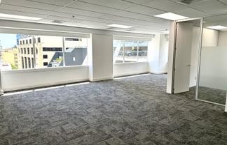 Functional Office on High St