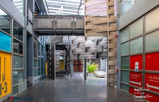  Modern Office with 6 Car Parks in Prime Location