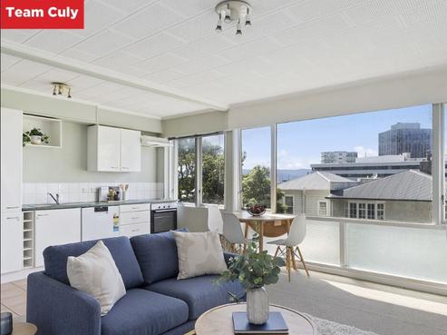 4/125 Grant Road, Thorndon