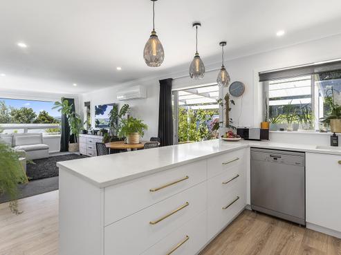 7 Quinn Grove, Ranui