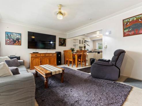 2/5 Duke Street, Papakura