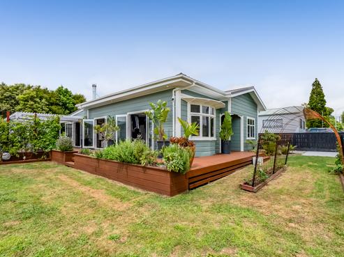 1277 Egmont Road, Egmont Village
