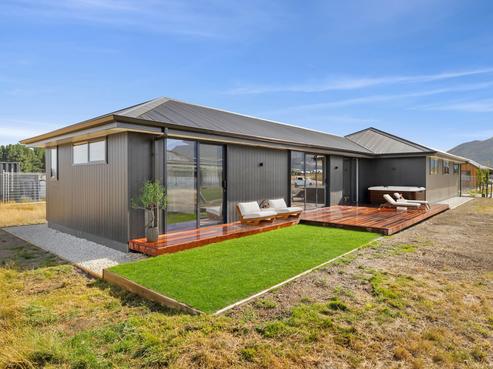 37 Gillespie Street, Lake Hawea