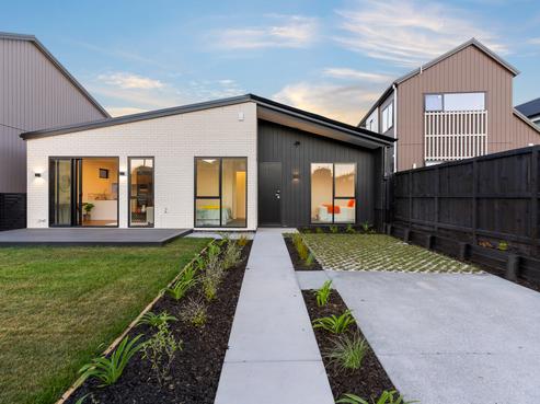 6 Papai Lane, Massey