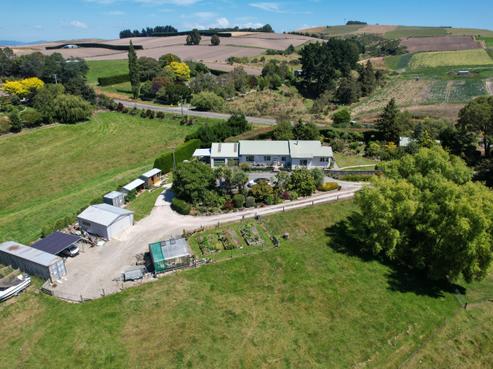234 Whiterocks Road, Weston