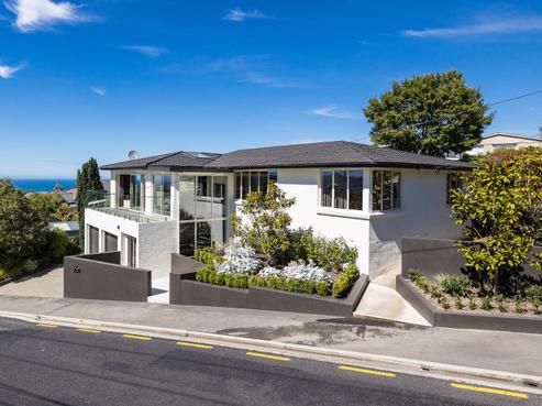 6 Leven Street, Roslyn