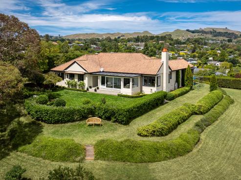 44 Busby Hill, Havelock North
