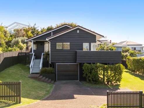 215 Victoria Road, Devonport