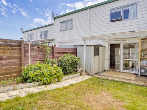 35 Fred Woodward Place, Mount Roskill