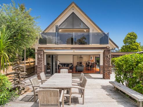 230 Waimaire Avenue, Matarangi