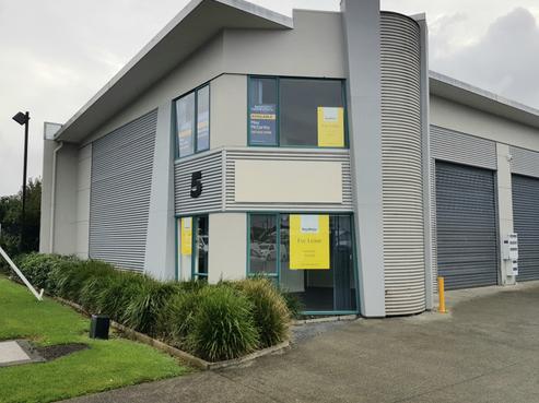1/5 Paramount Drive, Henderson