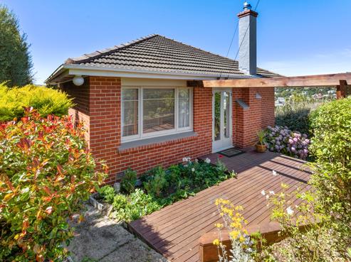24 Shortland Street, Caversham