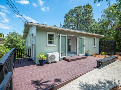28 Eden Terrace, Onetangi