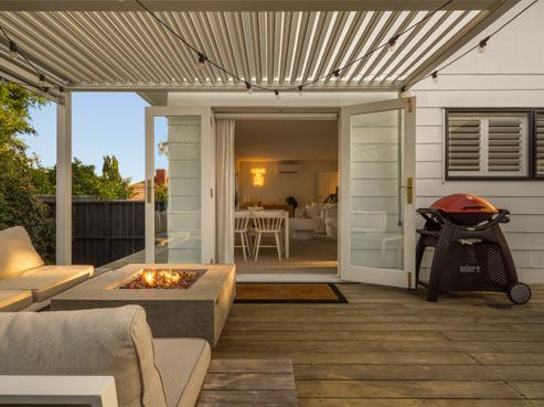2/164 Church Street, Onehunga