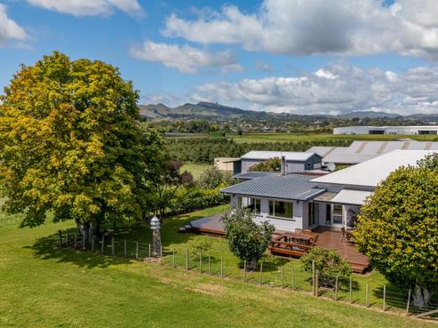 252 Napier Road, Havelock North