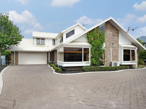 4 Munro Place, Flagstaff