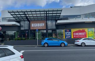 Prime Café Opportunity in Highbury