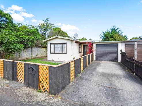 4 Keeling Street, West End
