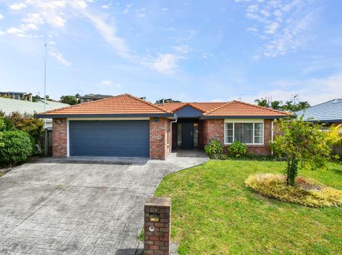 110 Lakeside Drive, Orewa
