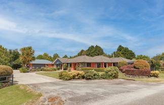 39 Kew Road, Westport