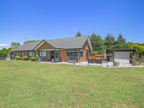 59 Avenue North Road, Levin