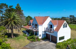 187 Lees Gully Road, Pollok