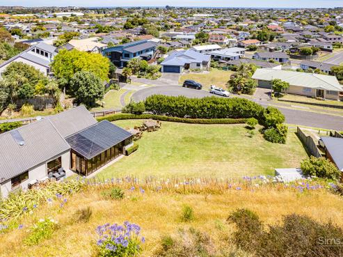 15 Titter Place, Springvale