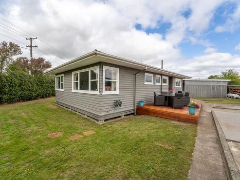 129 Whitby Road, Wakefield