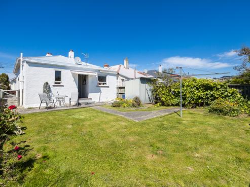 210 Oxford Street, South Dunedin