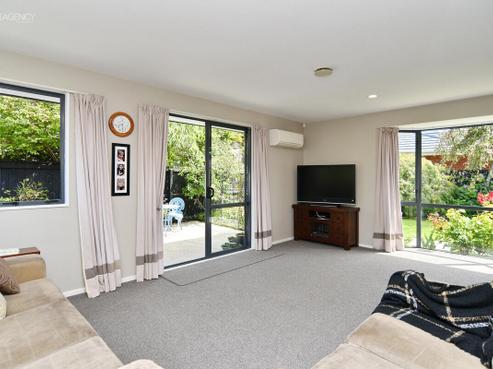 10A Wendy Place, Heathcote Valley