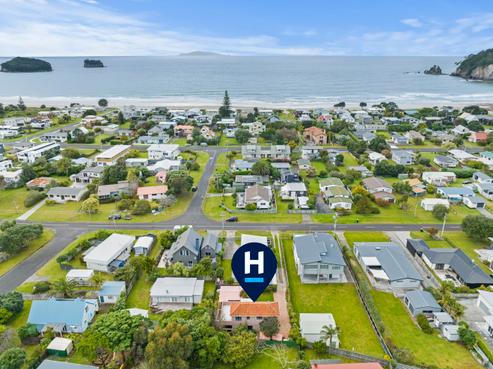 215B Given Avenue, Whangamata