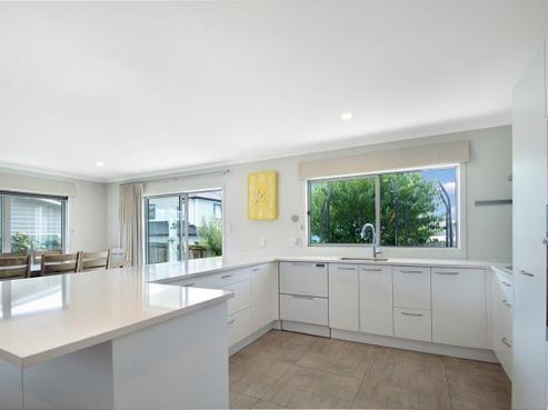 91B Wharf Road, Te Atatu Peninsula